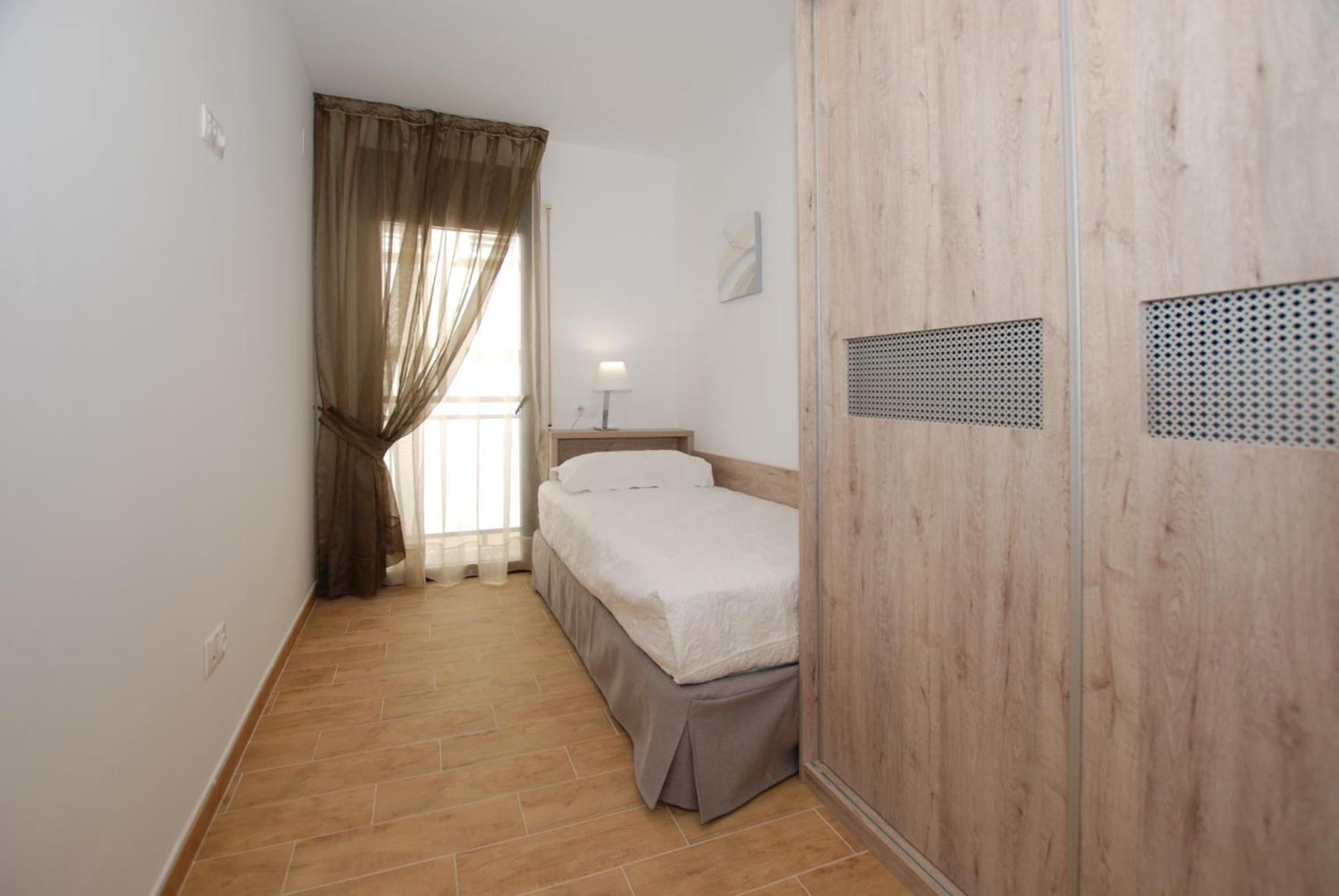 Apartments Gran Vp กัมบริลส์ ภายนอก รูปภาพ