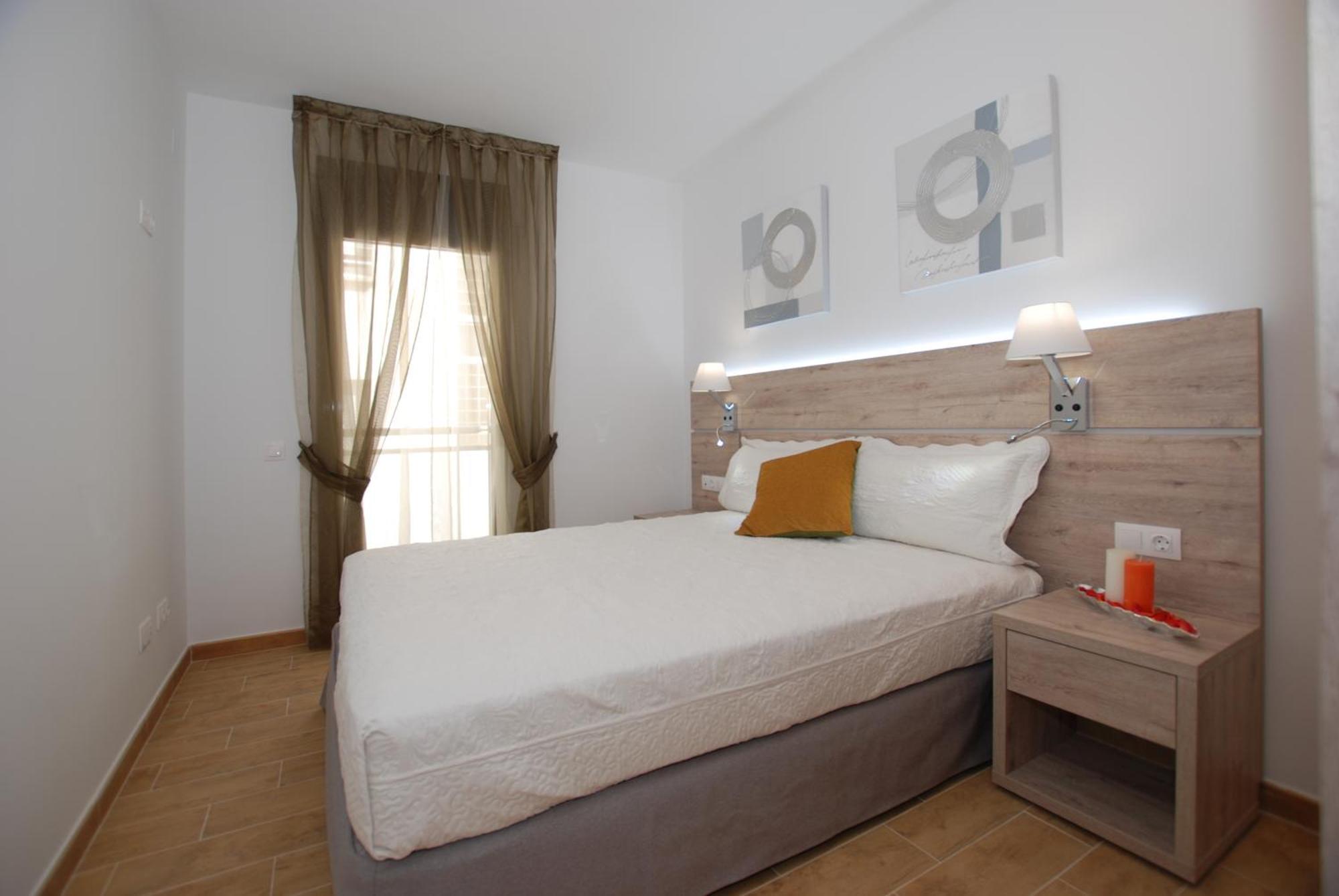 Apartments Gran Vp กัมบริลส์ ภายนอก รูปภาพ