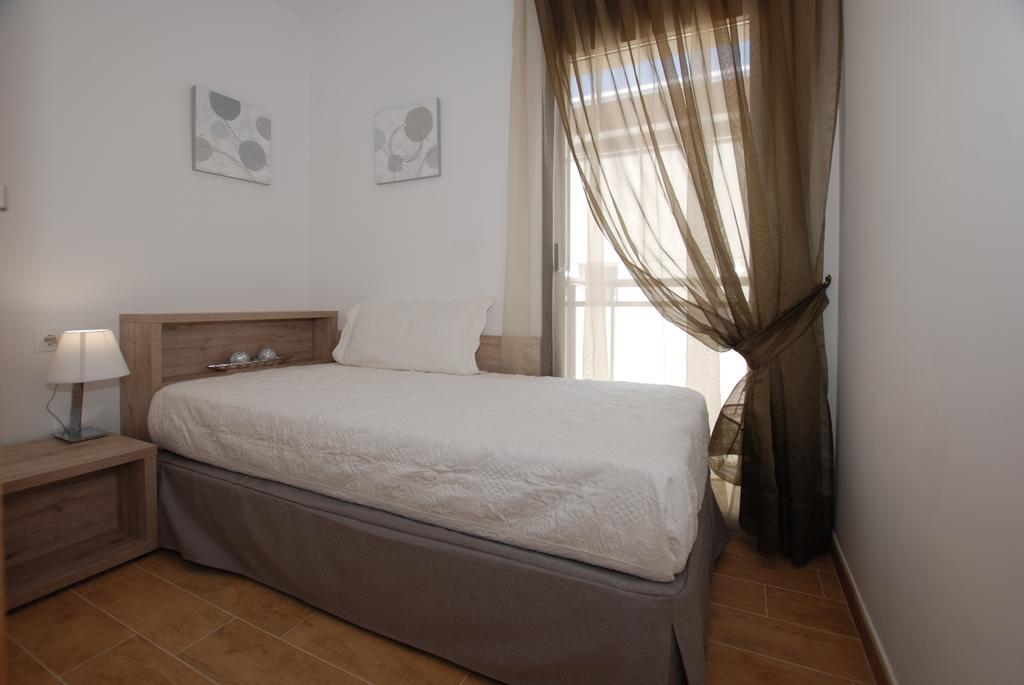 Apartments Gran Vp กัมบริลส์ ภายนอก รูปภาพ