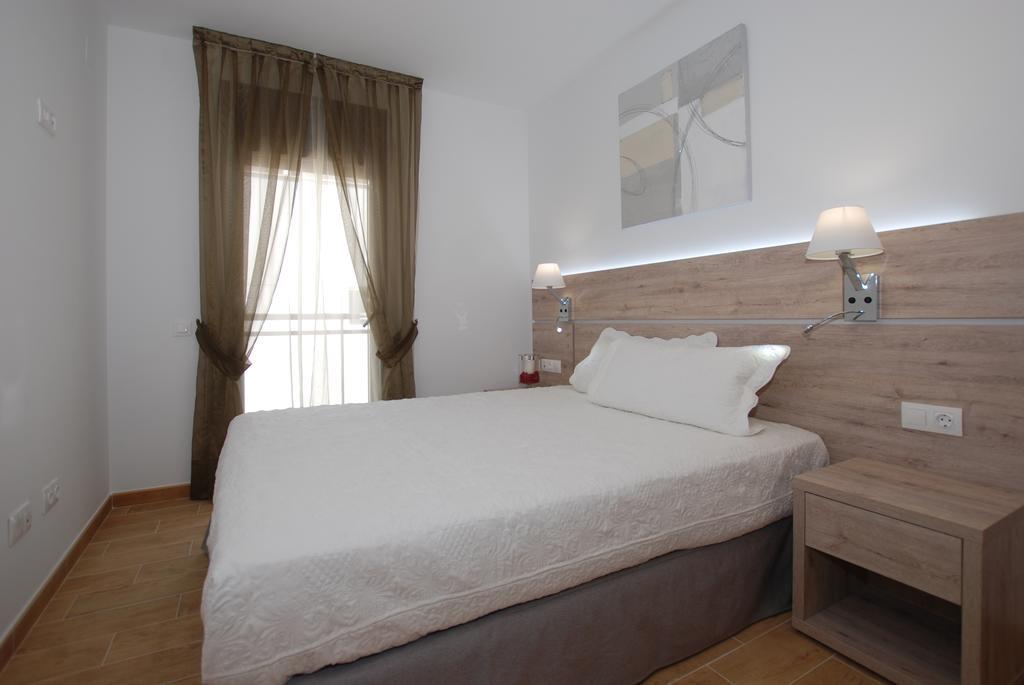 Apartments Gran Vp กัมบริลส์ ภายนอก รูปภาพ